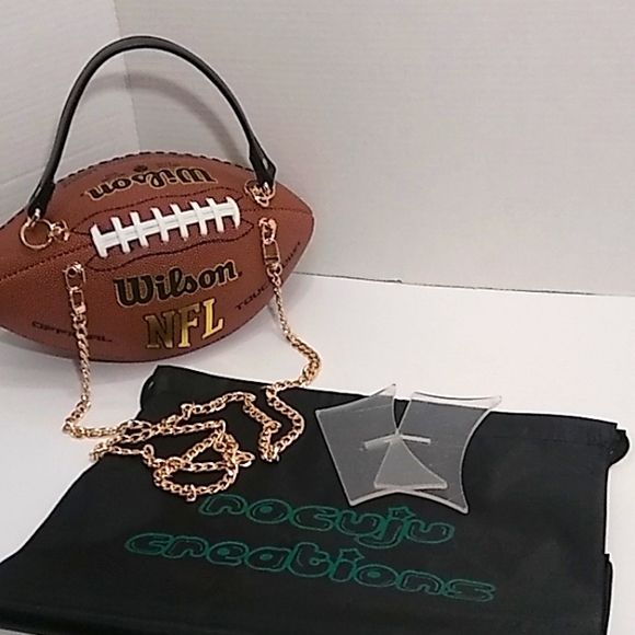HANDMADE Football Purse 🏈 - Picture 4 of 17